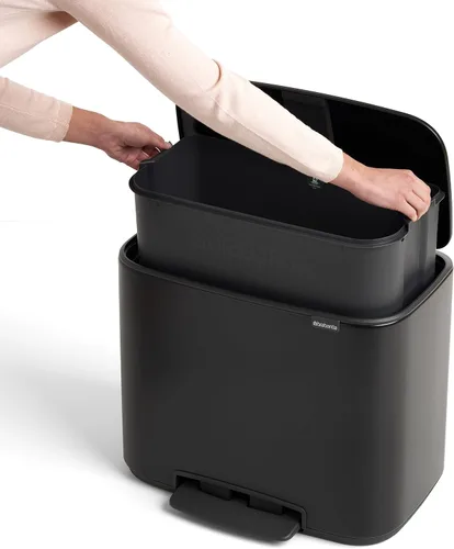 Vista 6 de Brabantia Bo - Basurero de cocina con compartimento individual, color negro mate, cubo interior de 9.5 galones, cubo de basura de cierre suave