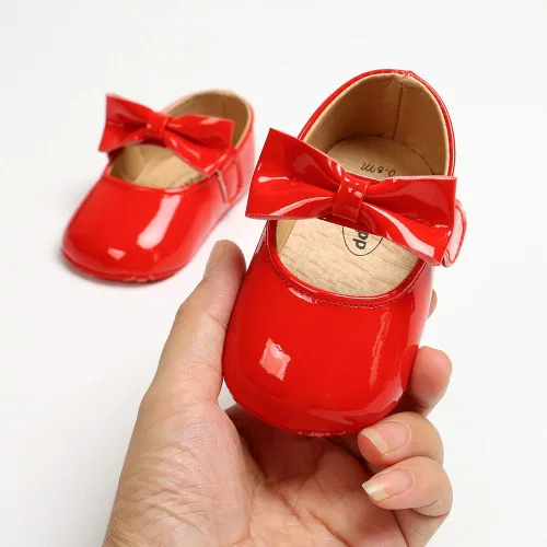Vista 2 de Ohwawadi Zapatos de bebé para niña, zapatos planos Mary Jane de princesa para vestido de boda, zapatos de cuna para recién nacidos, bebés, bebés