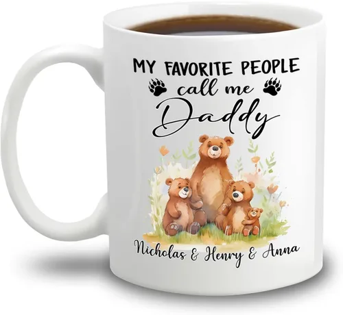 Vista 9 de Taza de café personalizada con nombre y año, taza de cerámica blanca personalizada para bebé, regalo único de taza de café con anuncio de embarazo