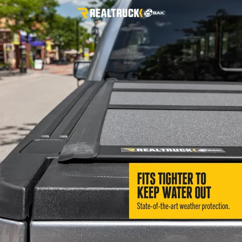 Vista 5 de RealTruck BAK BAKFlip MX4 - Cubierta plegable rígida para caja de camión 448126 Compatible con Chevy/GMC Colorado/Canyon 2015 - 2022; funciona
