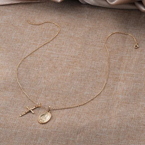 Vista 5 de AllenCOCO Collar de oro para mujer y niña plisado delicado y simple collar de gargantilla con dije de círculo entrelazado cruz de Virgen María No es