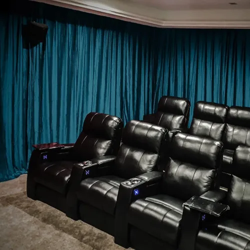 Vista 8 de ChadMade Cortina blackout de terciopelo para cine en casa, panel plisado de 84 pulgadas de ancho x 96 pulgadas de largo (1 panel), para auditorio