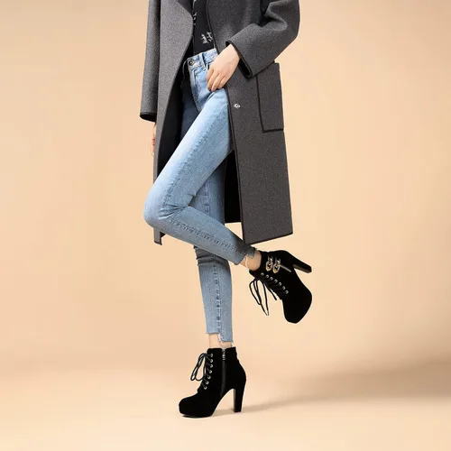 Vista 3 de Botines de tacón alto para mujer, otoño, redondo, de agujetas, con tacón grueso y plataforma. Botines Knight Martin.