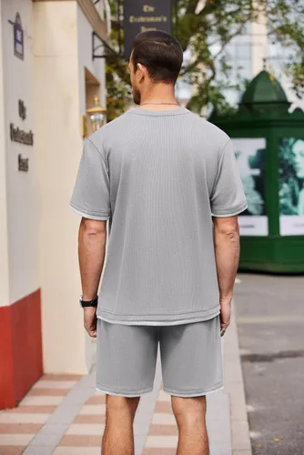 Vista 22 de COOFANDY Conjunto de camisa y pantalones cortos de gofre para hombre, conjunto de 2 piezas, conjunto casual de verano con bolsillos