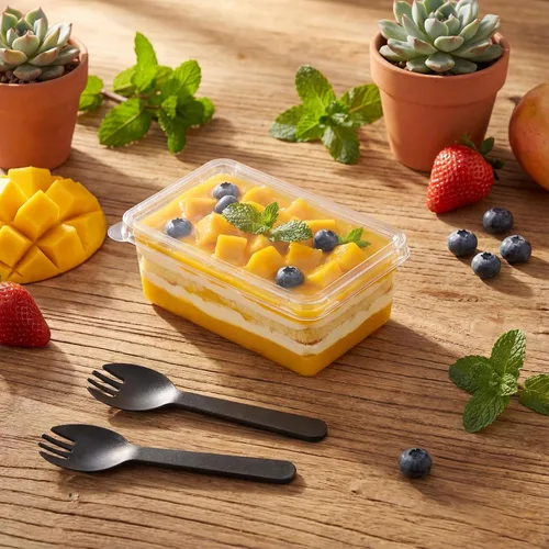 Vista 4 de Tanlade - Juego de 100 tazas de postre transparentes de 8 onzas con tapas y tenedores, tazas de plástico rectangulares desechables parfait