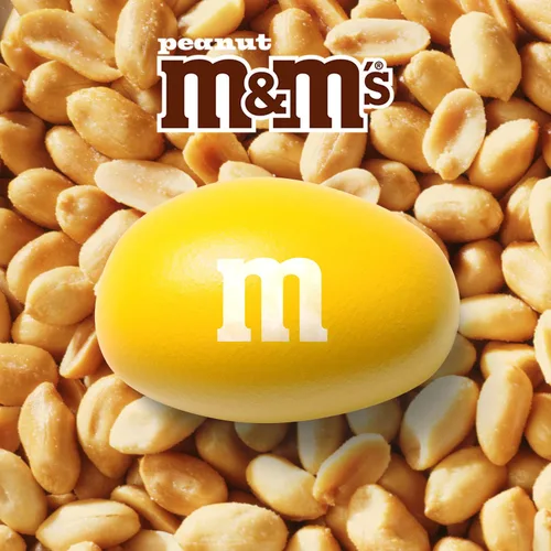 Vista 3 de M&M'S Dulces de Chocolate con Leche y Maní, Dulces de Chocolate a Granel, Tamaño Fiesta, Bolsa de 38 oz (Paquete de 2) Crunchy peanut in colorful