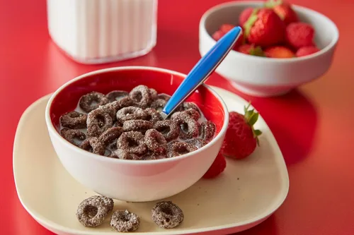 Vista 5 de Post OREO Os Cereal para el desayuno, caja de 17 onzas