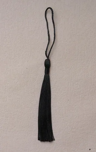 Vista 5 de SOWAKA 30 piezas de mini borlas suaves con lazo para manualidades, proyectos de manualidades, aretes, fabricación de joyas, recuerdo, graduación