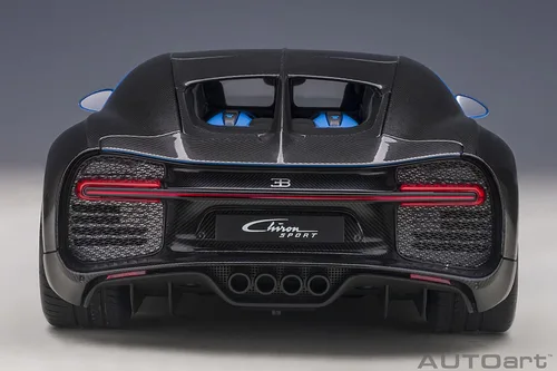 Vista 6 de Autoart 2019 Bugatti Chiron Sport French Racing Blue y Carbon 1/18 Model Car
