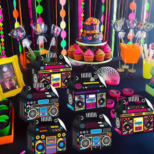 Vista 7 de umoni Suministros de fiesta de los años 80 y 90, cajas de recuerdo Boombox, decoraciones de fiesta de cumpleaños, 12 cajas de regalo de fiesta