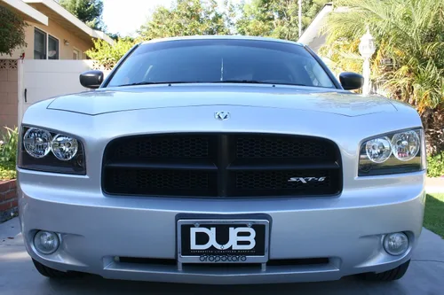Vista 4 de 24Designs Compatible Sxt6 Stick on Emblem Negro Plata Reemplazo para Vehículos Dodge Y