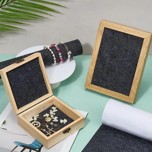 Vista 4 de BENECREAT Hojas adhesivas de fieltro negro de 15.5 x 78.5 pulgadas, hojas adhesivas de tela, para hacer disfraces y cajas de joyas