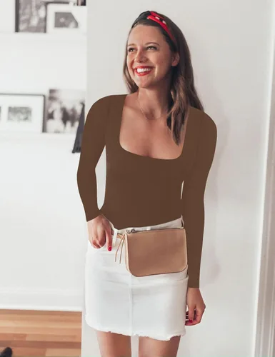 Vista 3 de Chunpin Body sexy de manga corta con cuello cuadrado para mujer, con doble forro