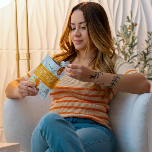 Vista 6 de HERBION Naturals - Gotas para la tos, suplemento dietético, alivia la tos, para adultos y niños mayores de 6 años, sin sabor artificial, sin