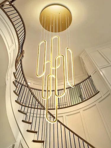 Vista 19 de Flashing God Candelabro moderno, candelabros cromados con 6 anillos LED, lámpara de techo alto más grande para sala de estar, lámpara rectangular