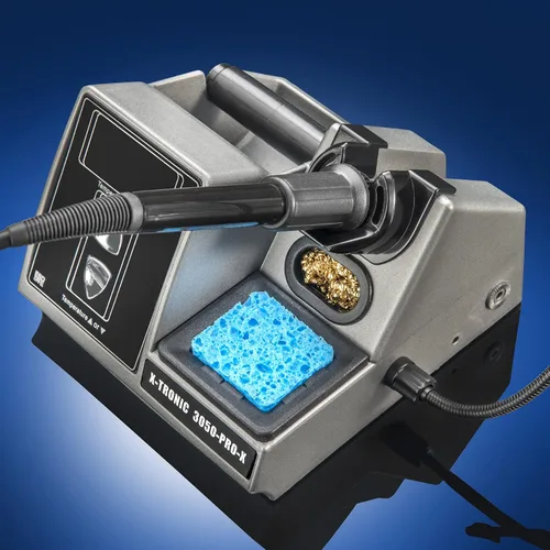 Vista 5 de Estación de soldadura digital LED X-Tronic modelo 3050-PRO-X con 2 manos de ayuda convenientes, función de reposo de 1-30 minutos, programable