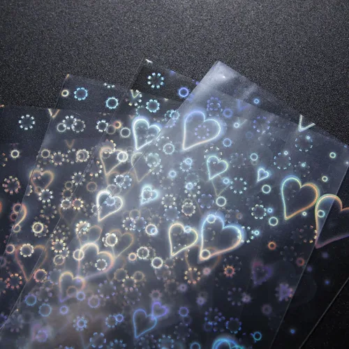 Vista 4 de 100 fundas holográficas con forma de corazón dulce, lindo protector de tarjeta Holo brillante para Kpop Idol/TCG/CCG tamaño estándar/cubierta