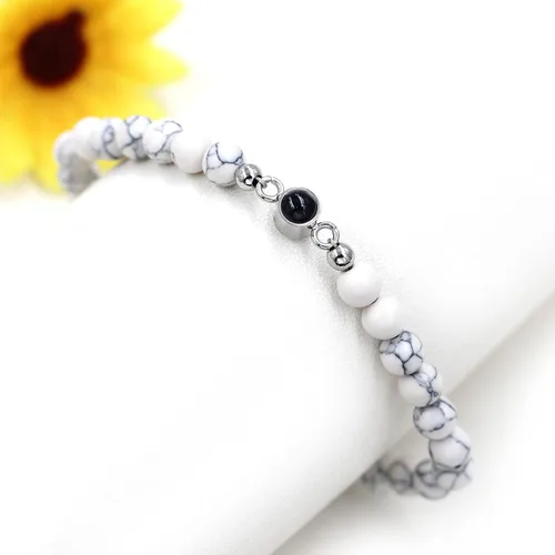 Vista 7 de Pulsera de proyección con texto en inglés "I Love You" en 100 idiomas para esposa, novia, ágata negra mate o piedra turquesa blanca para hombres