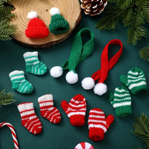 Vista 7 de Zhanmai 12 piezas de accesorios de muñeca de Navidad, kit de muñeca de Navidad, incluye sombreros, calcetines, guantes, conjuntos de bufanda