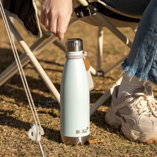 Vista 8 de Botella de Agua de 9 oz para Niños - Botella de Agua Pequeña de Acero Inoxidable para la Escuela con Aislamiento al Vacío de Metal a Prueba de Fugas