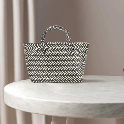 Vista 2 de Zerodeko 1 unid bolso hecho a mano bolsas de plástico bolsa de rayas de moda bolsa de gran capacidad, Negro