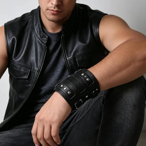 Vista 2 de HZMAN Anillo de Aleación para Hombre Pulsera Brazalete Puño de Cuero Genuino Tono Plateado Ajustable Negro
