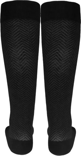 Vista 3 de NuVein Calcetines de compresión para hombre de 15-20 mmHg, patrón de cheurón, pantalones de negocios hasta la rodilla, color negro, talla M