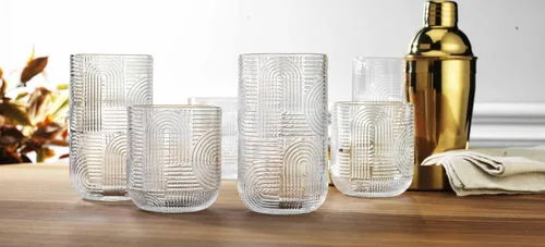Vista 7 de Glaver's Vasos para beber, 8 vasos altos, 17 onzas de grosor con diseño en relieve, juego de 8 vasos de cocina transparentes para refrigeradores