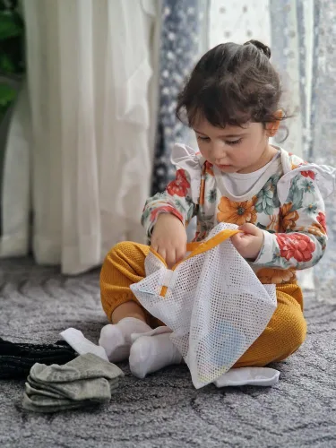 Vista 9 de Simply Kids Calcetines tobilleros antideslizantes para bebé (9 pares), agarre superior, algodón suave, para niñas y niños activos (de 0 a 7 años)