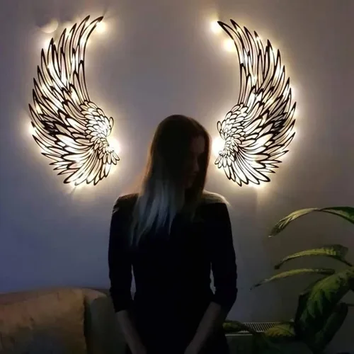 Vista 5 de Decoración de pared de alas de ángel de metal grandes, escultura de pared de alas de ángel LED, arte de alas brillantes para colgar en la pared