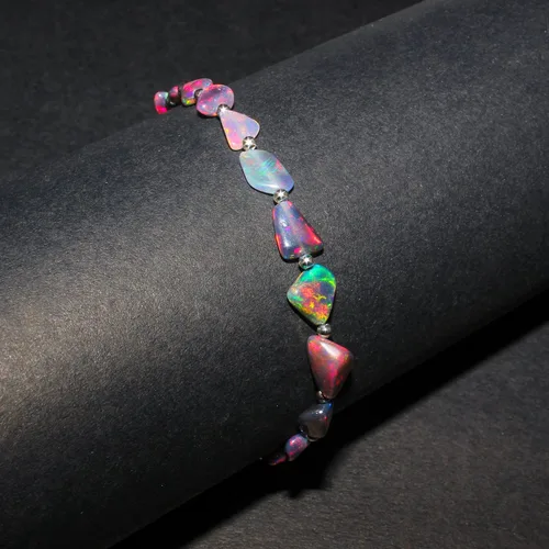 Vista 3 de Cuentas de piedra de ópalo de fuego etíope negro con pulsera de bola de plata para mujer, cristal curativo, joyería de piedra natal hecha a mano