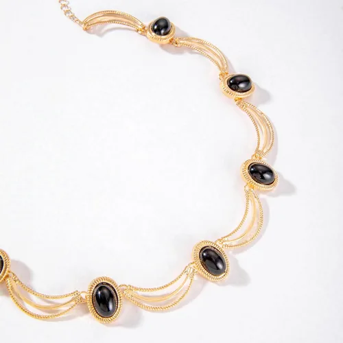 Vista 6 de Gargantilla de elipse de la época medieval vintage, collar ovalado geométrico dorado para mujer, regalo