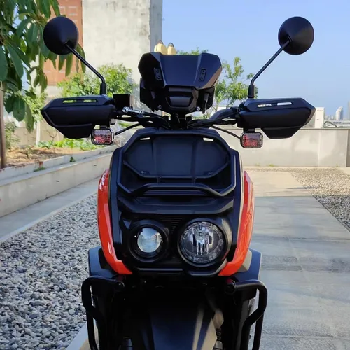 Vista 9 de Mokuo - Guardamanos de motocicleta para Yamaha Zuma 125 2022-2023 – Deflector de viento en manillar, protector de mano