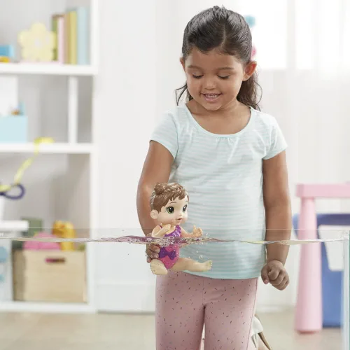 Vista 9 de Baby Alive Splash'n Snuggle Baby - Muñeca de pelo castaño para juegos acuáticos, con accesorios