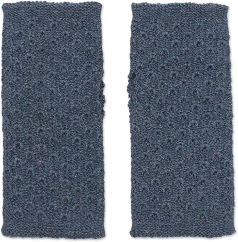 Vista 4 de NOVICA Patrón apasionado en verde azulado 100% alpaca bebé guantes sin dedos, Azul