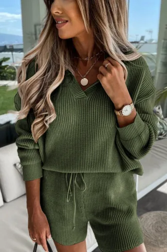 Vista 2 de PRETTYGARDEN Womens 2024 2 Piece Winter Long Sleeve V Neck Knit Pullover Sweater And Shorts Tracksuit Sets