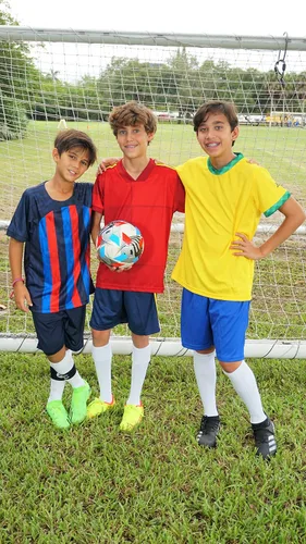 Vista 8 de PAIRFORMANCE Uniformes de fútbol para niños, camiseta deportiva de equipo y pantalones cortos para niños, ropa deportiva, unisex, de 4 a 14 años