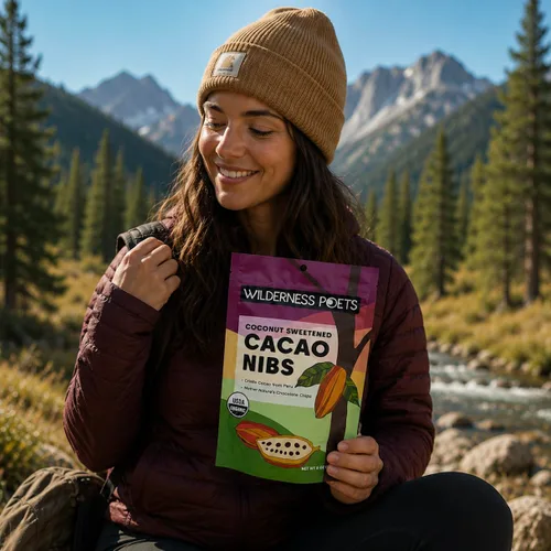 Vista 4 de Wilderness Poets, Plumas de cacao orgánico (endulzadas con néctar de coco) - 100% reliquia peruana (variedad criollo), 8 onzas, 8.01 oz