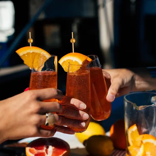 Vista 4 de 100 palillos de cóctel, palillos de dientes elegantes para aperitivos hechos a mano de bambú, palitos de perlas doradas, palillos de alimentos