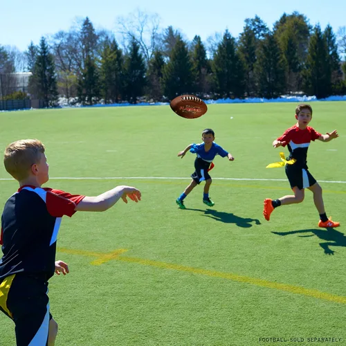 Vista 7 de Franklin Sports Flag Football Set - 8 Player Youth Flag Football Belts - Adjustable Belts + Field Marker Included - 4 v 4 Set