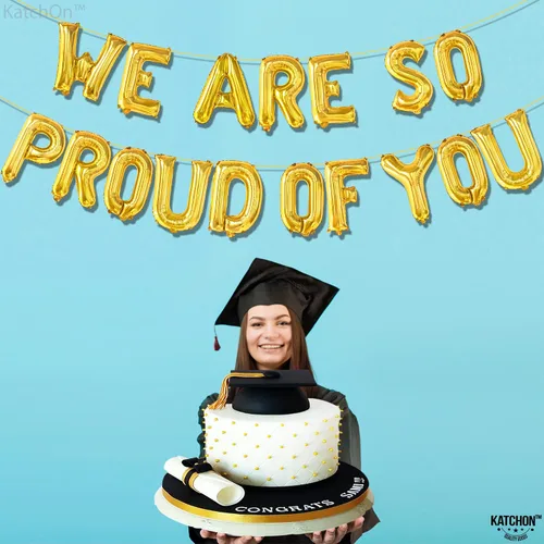 Vista 3 de KatchOn, Globos con texto en inglés "We Are So Proud Of You" de 16 pulgadas, globos dorados de felicitaciones We are so proud of you