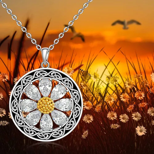 Vista 8 de Talonior Daisy Necklace Axolotl Moth Cat Raccoon Cardinal Necklaces Snowflake Four Leaf Clover Necklace Christmas Santa Claus Pendant for Women