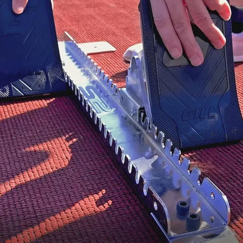 Vista 7 de Gill Athletics Pedales de aluminio fundido S2 Starting Block de 8 pulgadas de alto, diseñados para competiciones de alto nivel en pista y campo