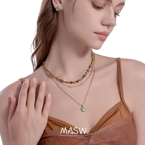 Vista 2 de Boho en capas Diseño original Estilo retro collar de cuentas multicapa Collar chapado en oro para mujer de moda M3396