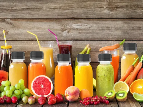 Vista 5 de 5 piezas de botellas de jugo de plástico reutilizables de 6 oz, recipientes transparentes a granel con tapas negras para jugo, batidos, té, leche