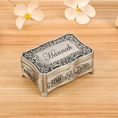 Vista 2 de Joyero vintage personalizado caja de metal personalizada con nombre, pequeño organizador de almacenamiento de joyas, caja de regalo de recuerdo