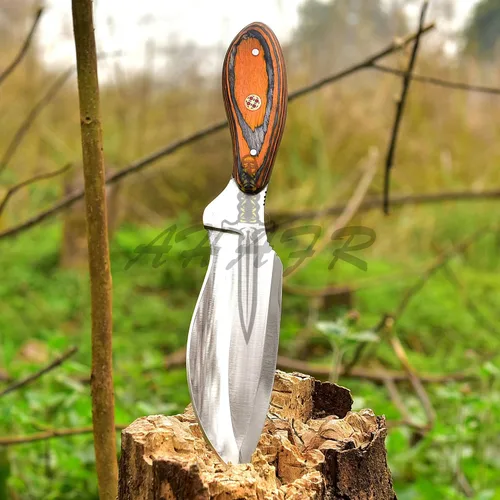 Vista 3 de Cuchillo Bowie - Acero D2, mango de madera PAKKA de 9", naranja, táctico y para exteriores, con funda - KE-0549-HK