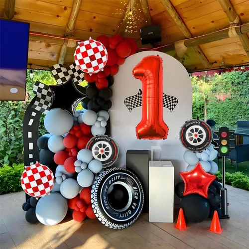 Vista 4 de Globos de auto de carreras para decoración de cumpleaños – Globos rojos de Mylar número 1 de 40 pulgadas – Globos rojos de aluminio rojo