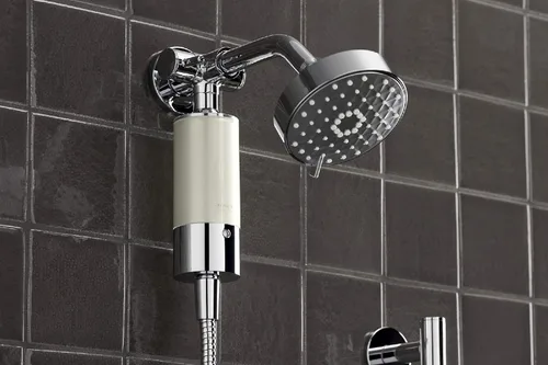 Vista 10 de Kohler 30646-CP Sistema de filtración de agua de ducha acuífero, reduce el cloro y el olor, incluye reemplazo de filtro, cromo pulido