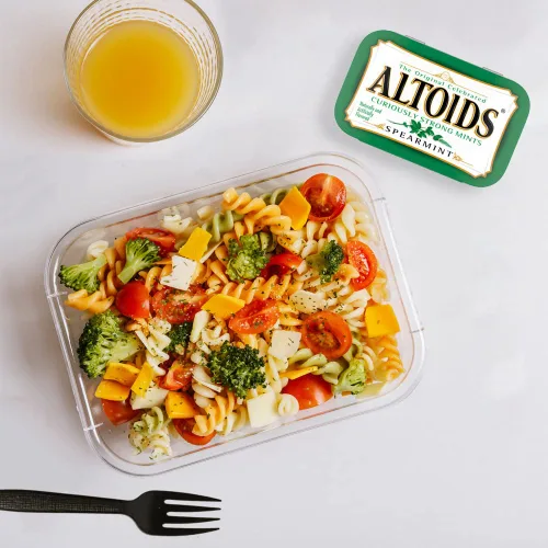 Vista 6 de Altoids - Mentas sabor hierbabuena, 1.76 onzas (12 paquetes)